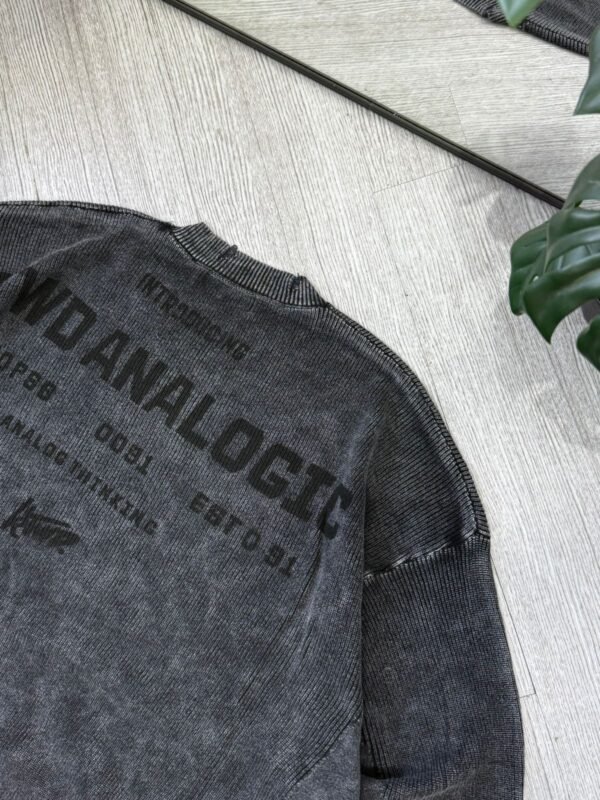 WhatsApp Image 2025-09-27 at 11.27.51 (2) Sweater Analogic