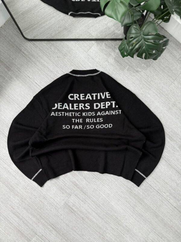 Sweater Creative