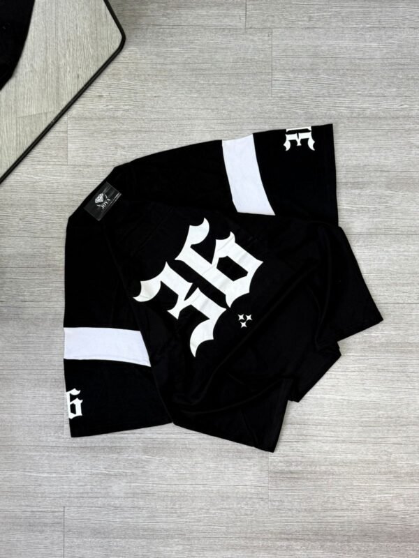 IMG-20251022-WA0121 Oversize 36