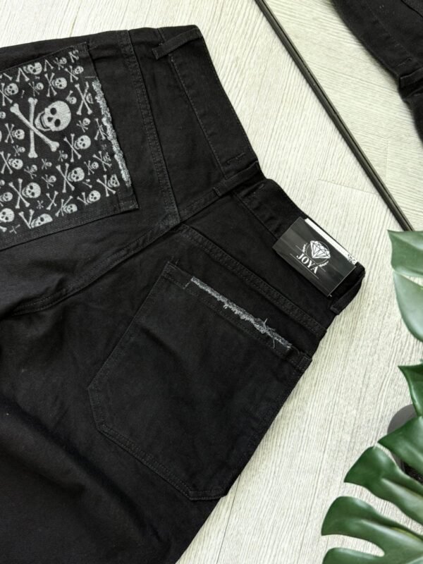 WhatsApp Image 2025-10-15 at 18.17.28 (1) Jort Baggy Holy-Skull